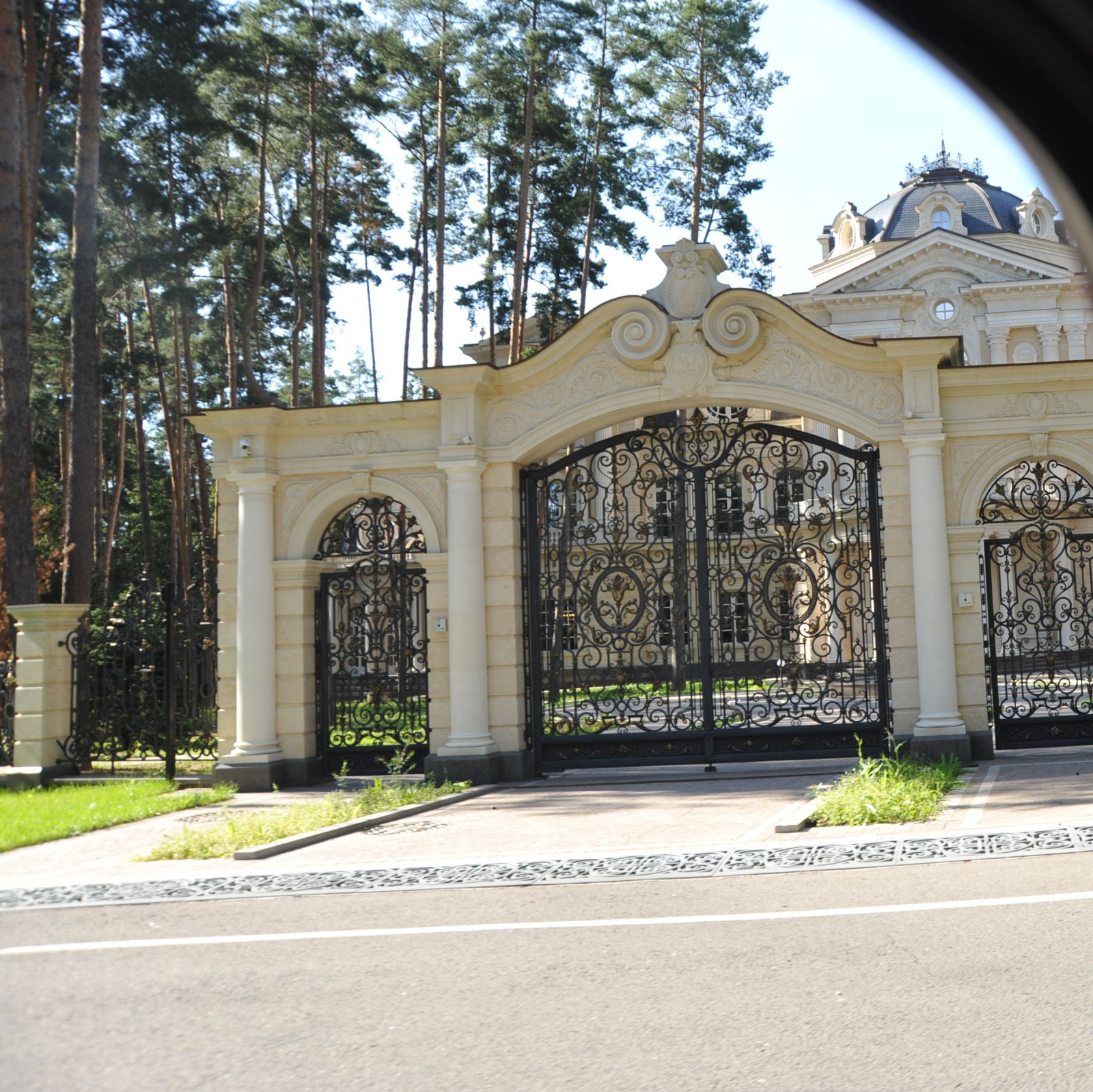 Шато Бургундия