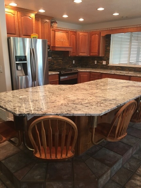 Meline Granite Countertop Klassisch Kuche Salt Lake City