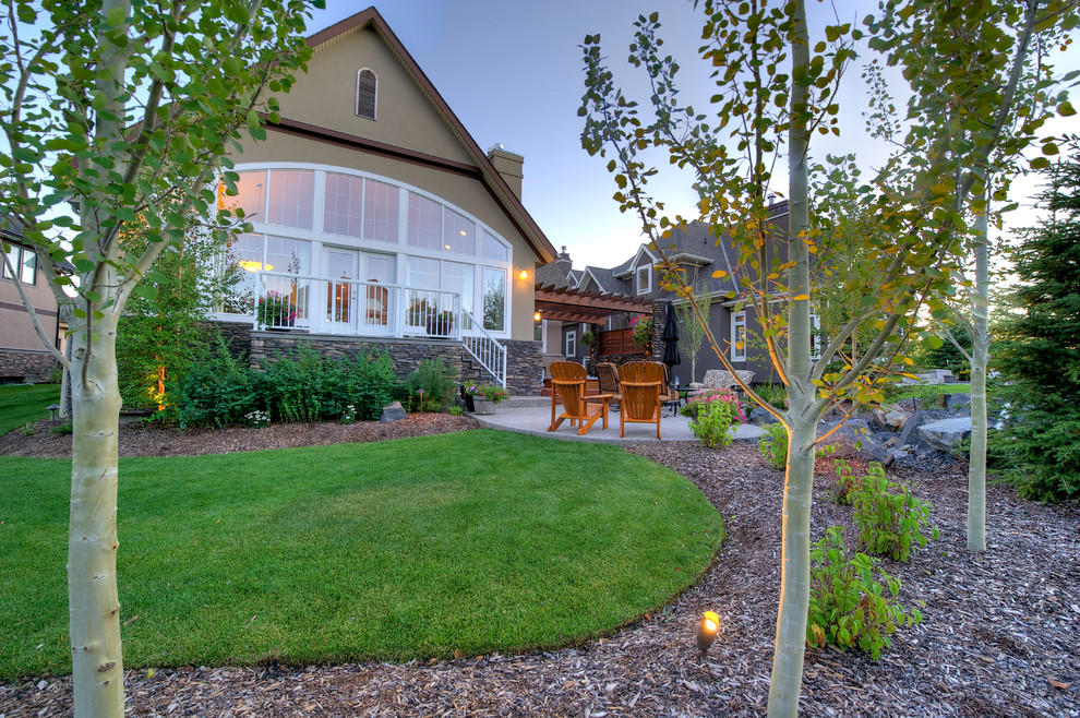 Elbow Valley Charm Traditional Landscape Calgary by VisionScapes