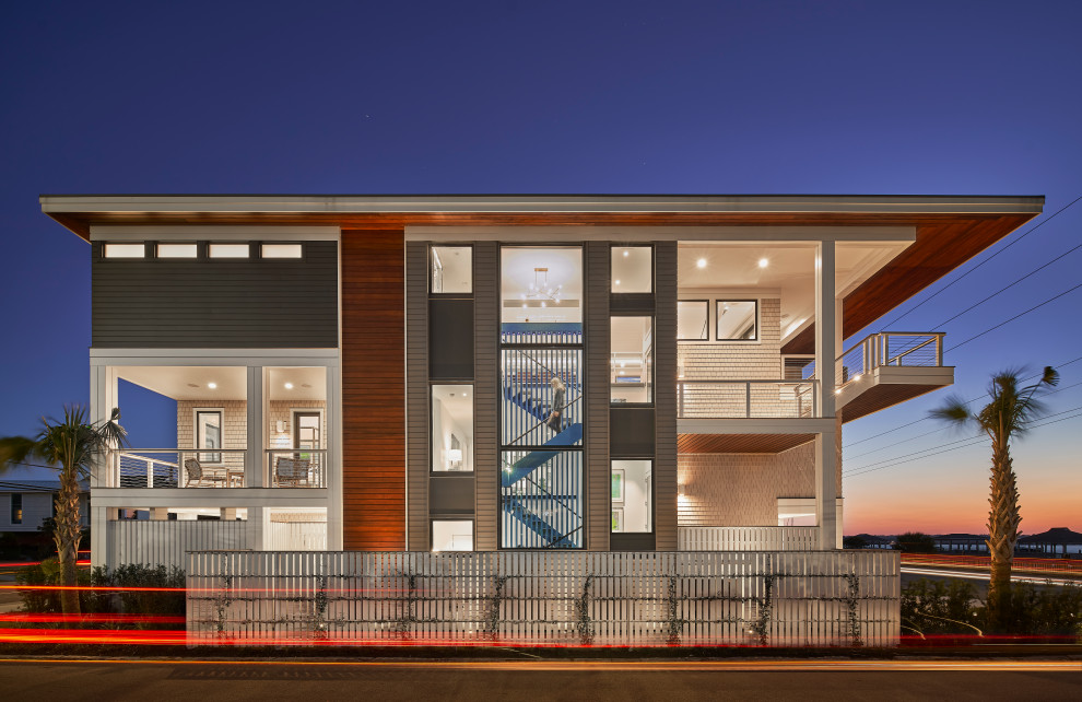 Clear Blue Beach Style Exterior Other by Michael Ross Kersting