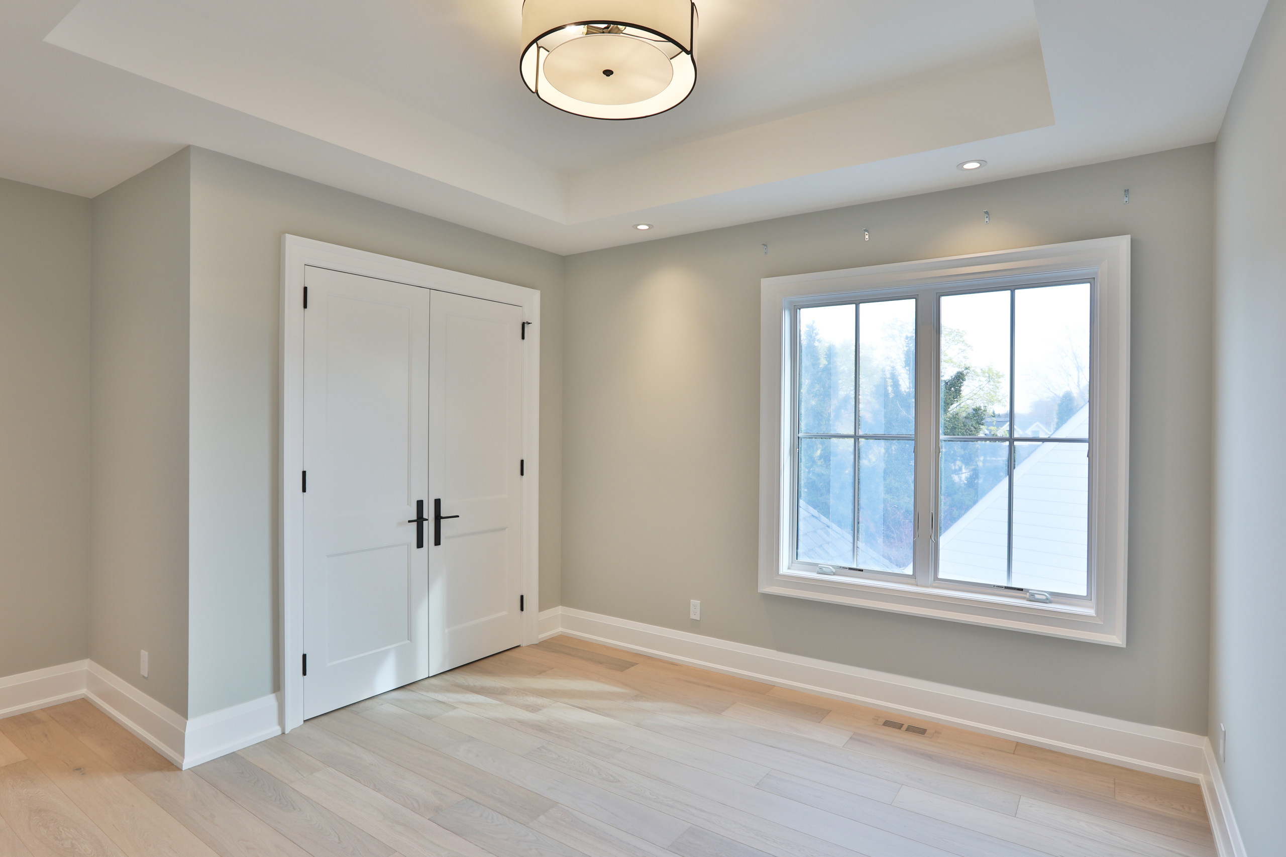 Crescent - South West Oakville