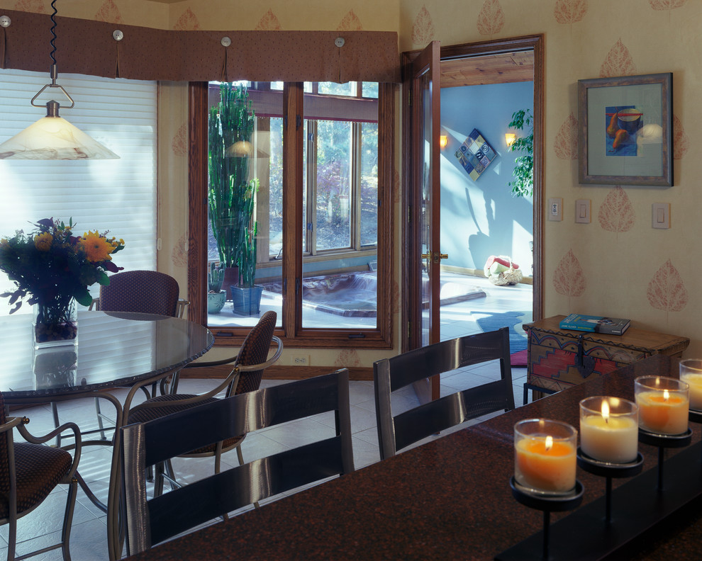 Inspiration for a transitional kitchen remodel in Milwaukee