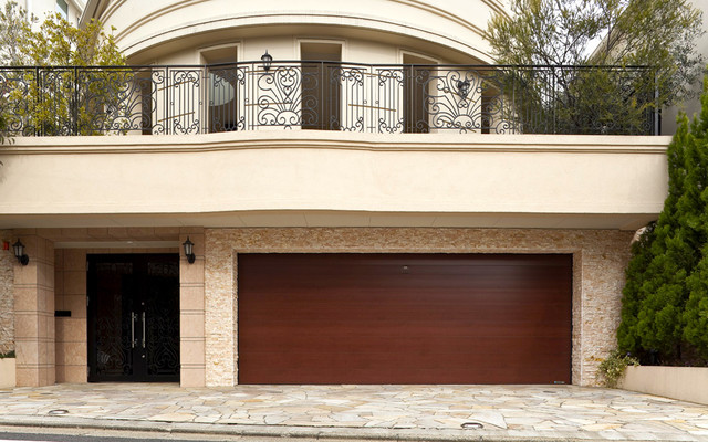 ガレージシャッター フラットピット 世田谷の家 オーク Moderne Garage Tokyo Houzz ガレージシャッター フラットピット 世田谷の家 オーク Moderne Garage Tokyo Houzz