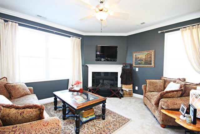 Home design - transitional home design idea