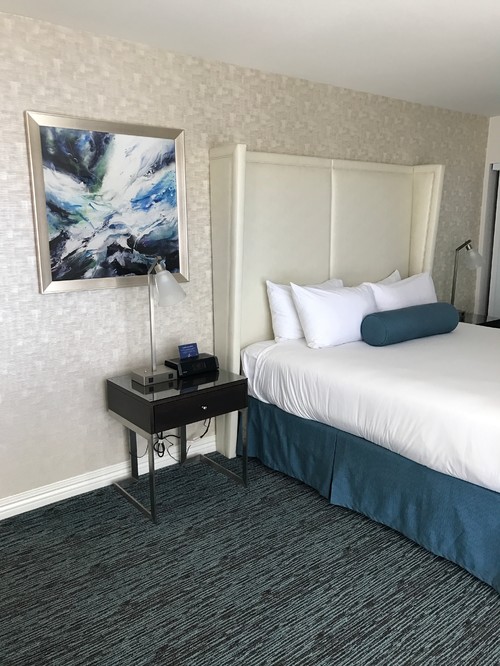 2 Accent Walls can you have 2 accent walls? 2 Accent Walls can you have 2 accent walls?