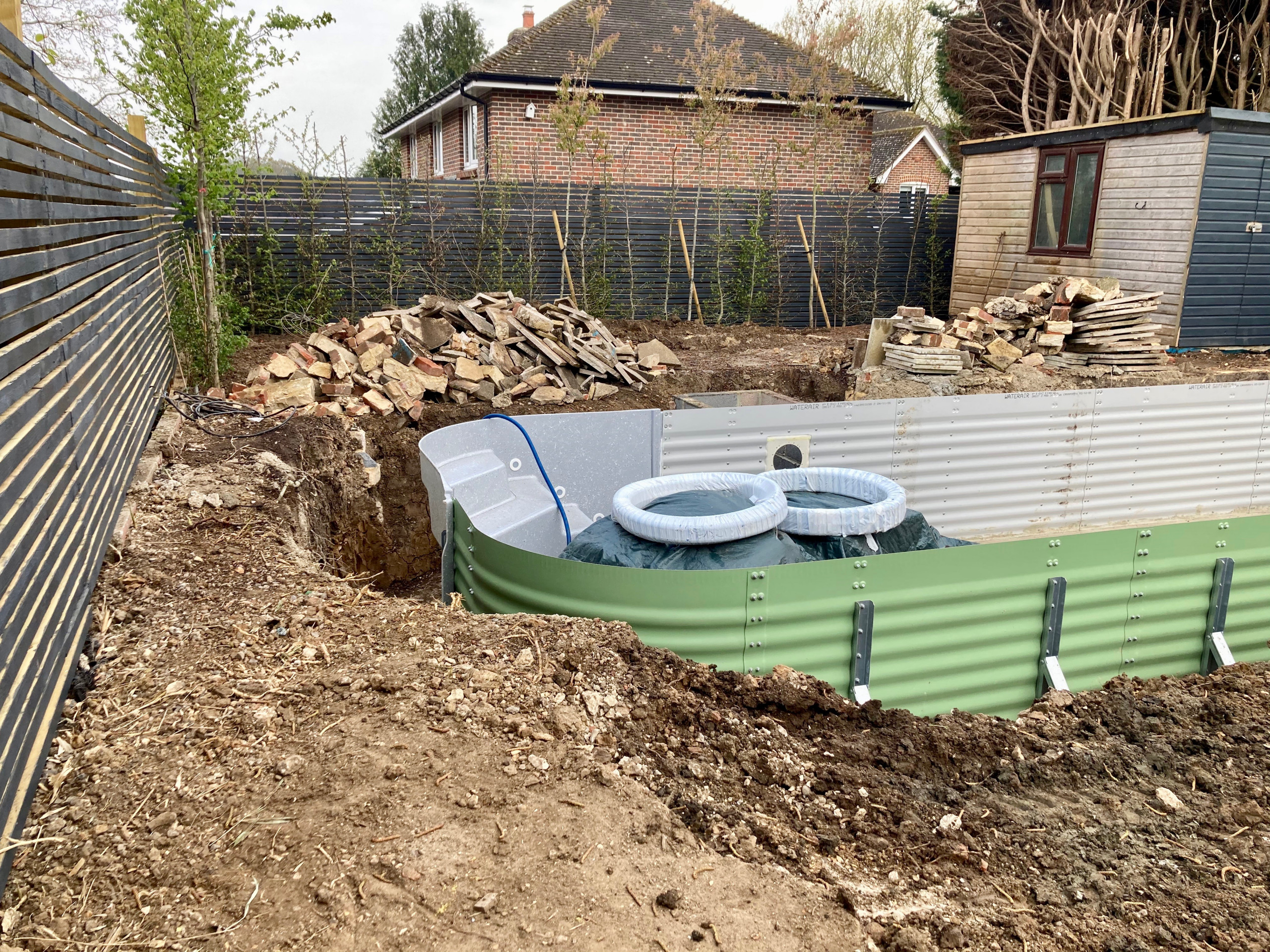 Contemporary Garden with Pool