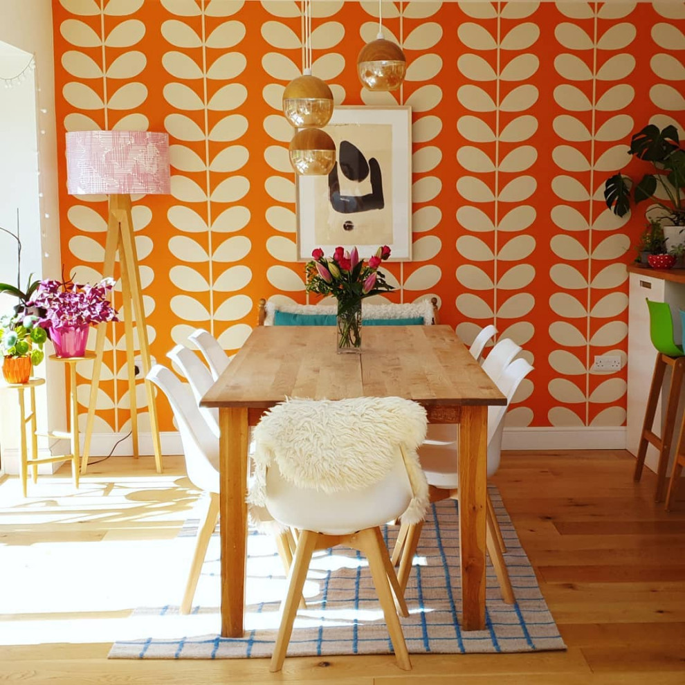 This is an example of a retro dining room in Hertfordshire.