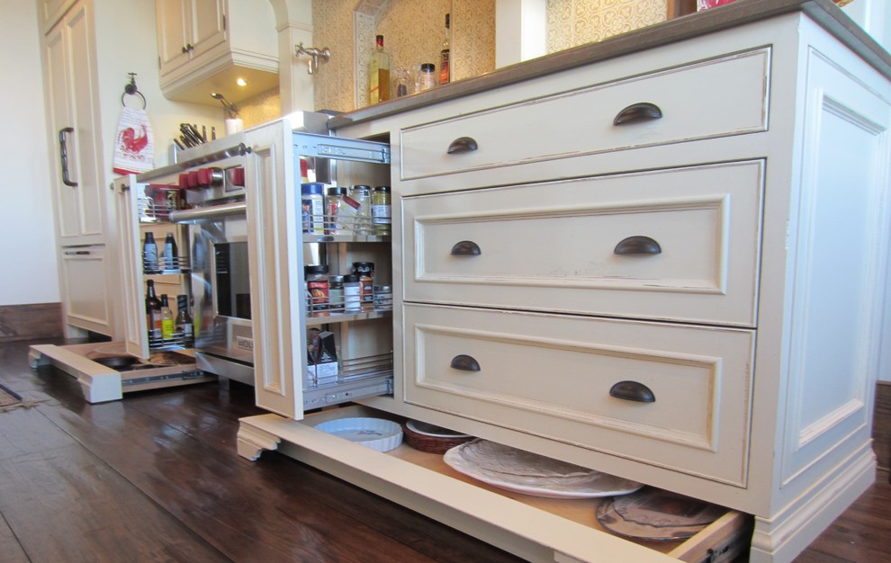 Kitchen Storage Solutions - Toronto - by Heritage Kitchens