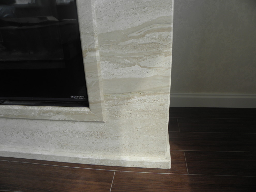 Облицовка камина из мрамора Crema Marfil