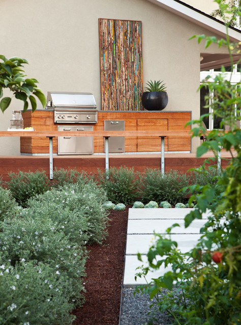 Gathering Table modern-patio