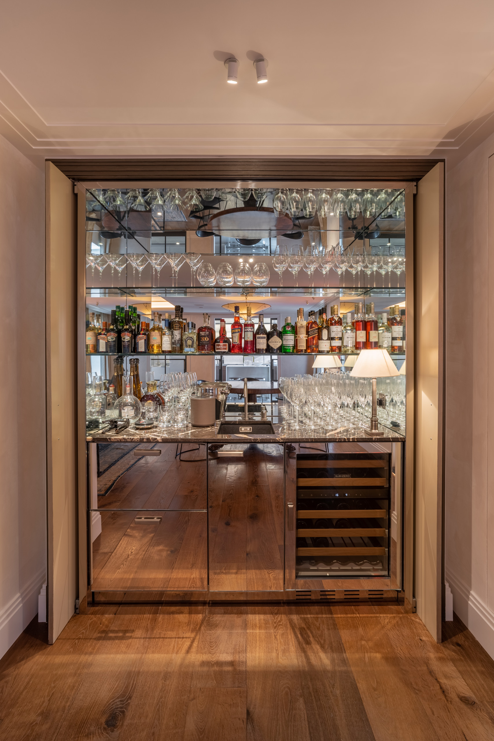 75 beautiful home bar ideas and designs - august 2023 | houzz uk