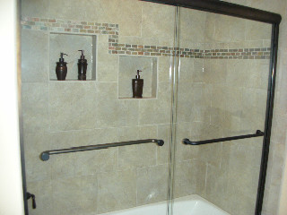 Example of a classic bathroom design in Cincinnati