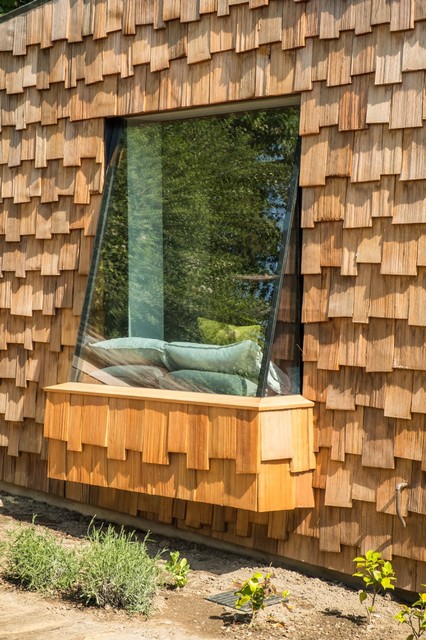 The Hide rustic