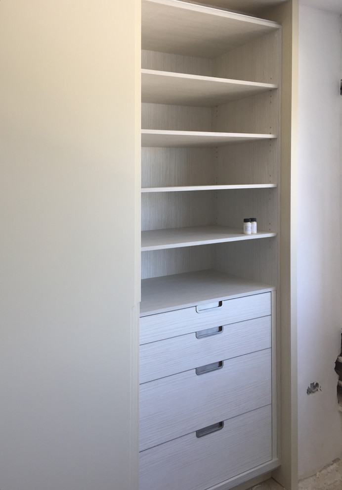 Bespoke Fitted Sliding Wardrobe