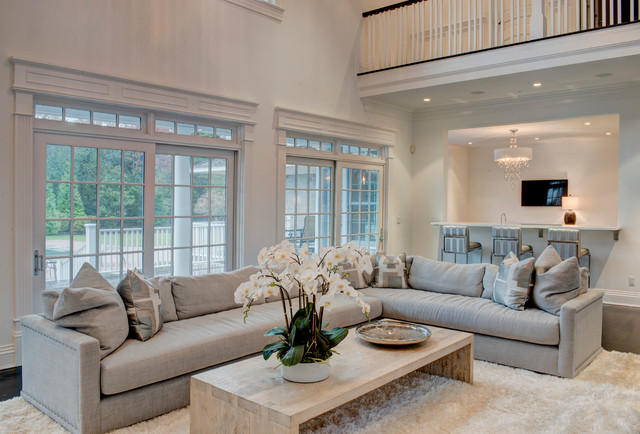 Quogue transitional-living-room