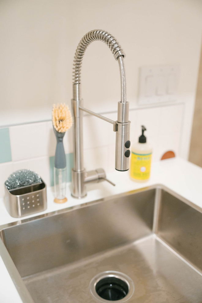 Reed College Area Basement Apartment