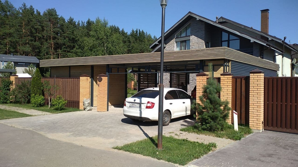 Стольный. Навес