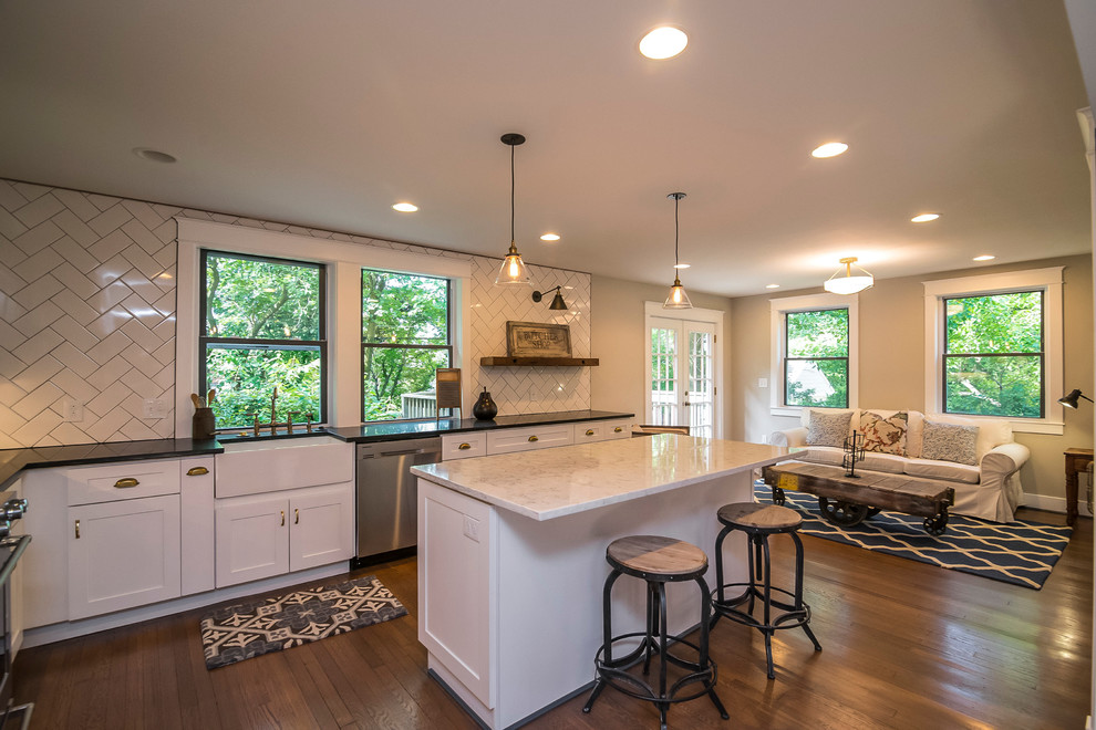 Inspiration for a transitional home design remodel in Baltimore