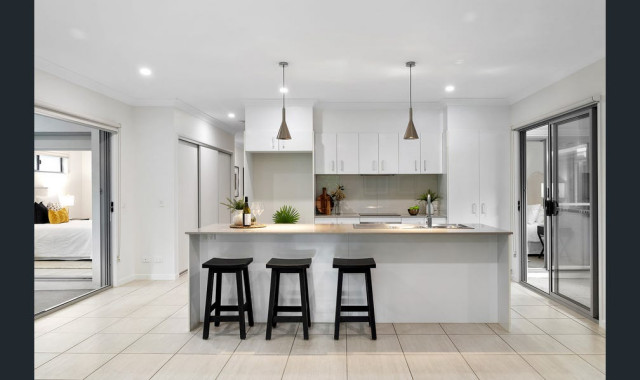 Home Staging contemporary-kitchen