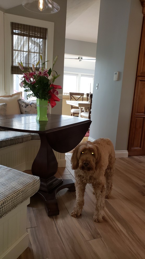Example of a transitional home design design in Providence