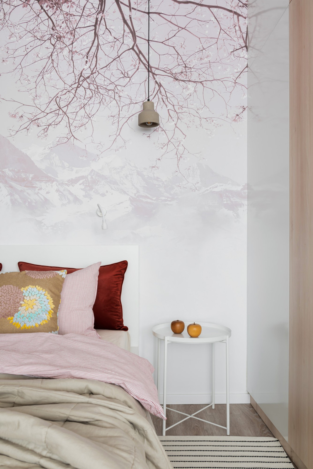 Реализованный проект двухкомнатной квартиры в г. Артем для молодой семьи.