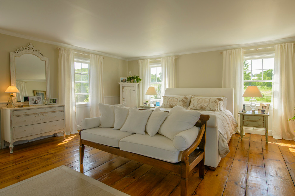 Clover Hill Farm - Farmhouse - Bedroom - Montreal - by ...