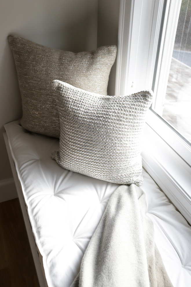 Window Bench w/ Accent Pillows.. what are you reading?