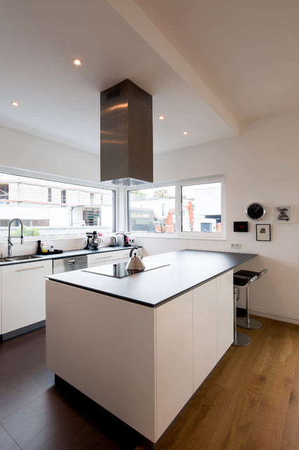 Haus H contemporary-koek