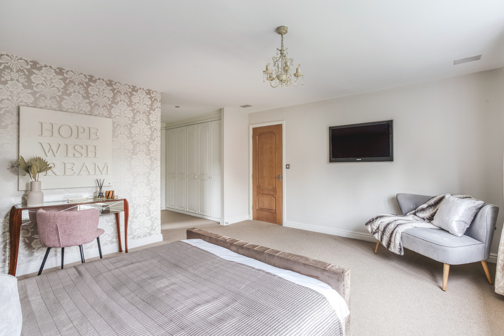 Staged to Sell - Part Furnished - Project Dovestone Gardens