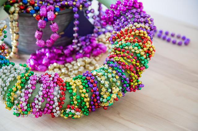 Create a Festive, Colorful Mardi Gras Bead Wreath