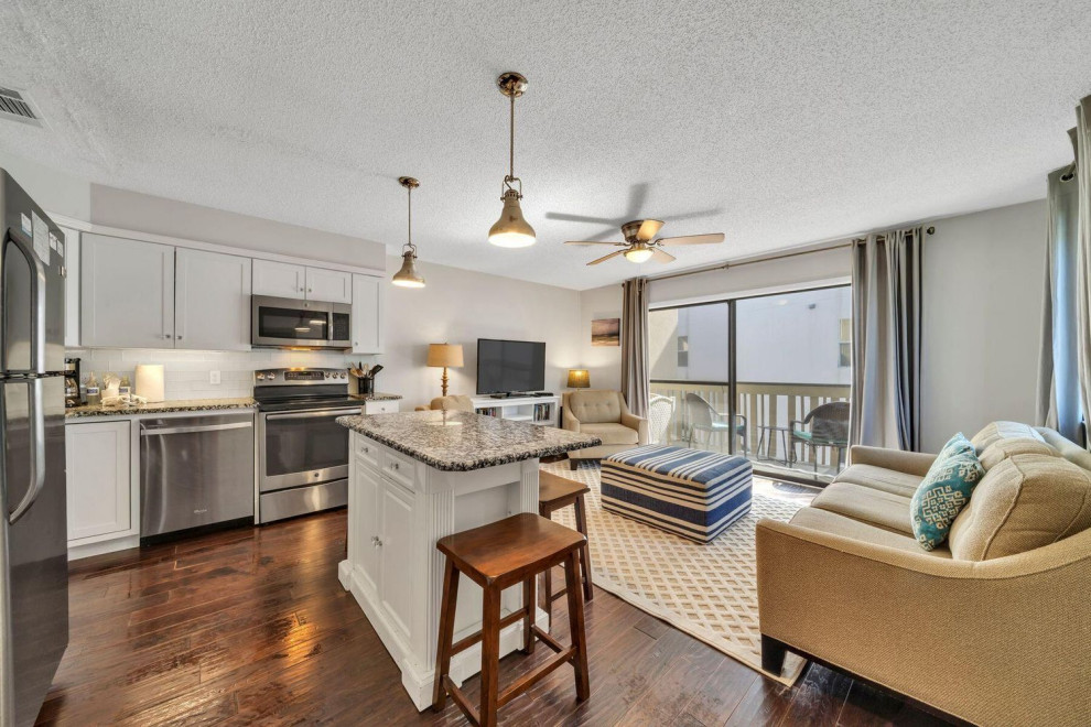 BEACHSIDE CONDO