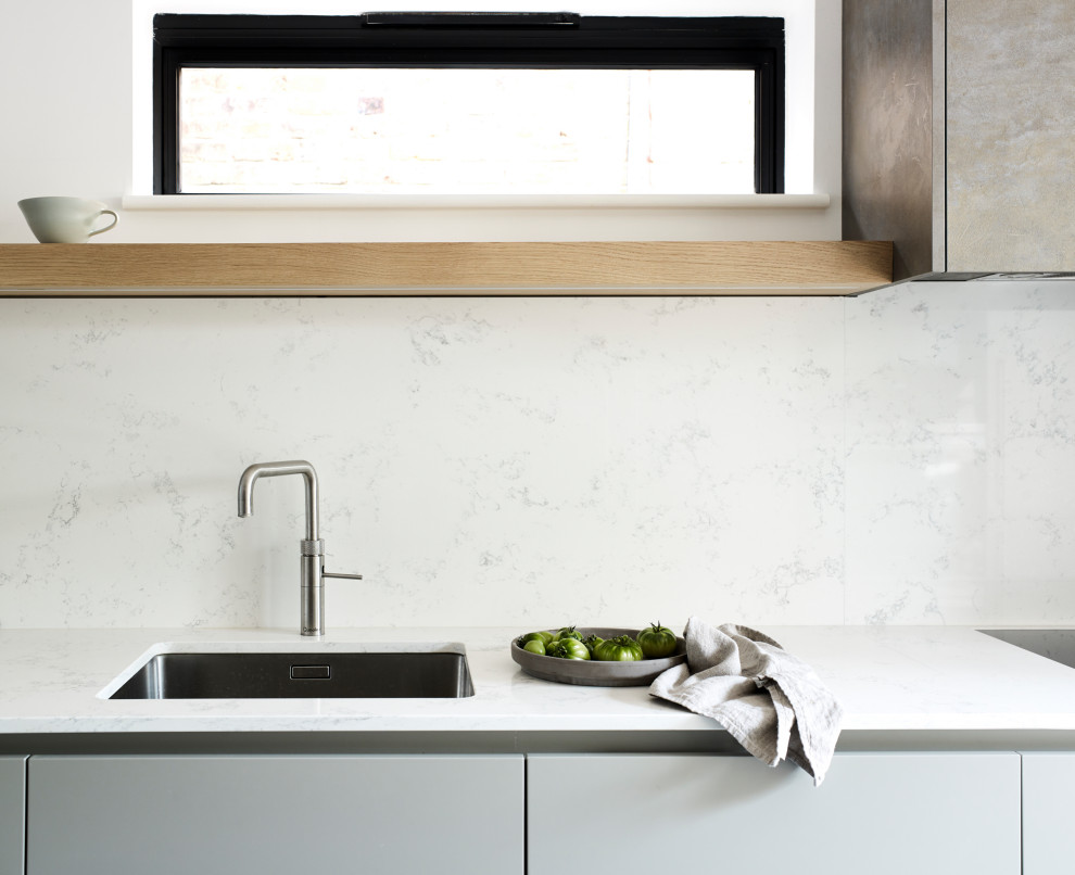 Design ideas for a modern kitchen in London.