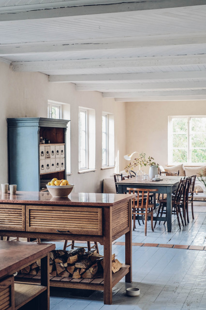 A Haberdasher's Hideaway In Sk&aring;ne, Sweden by deVOL retro-kitchen