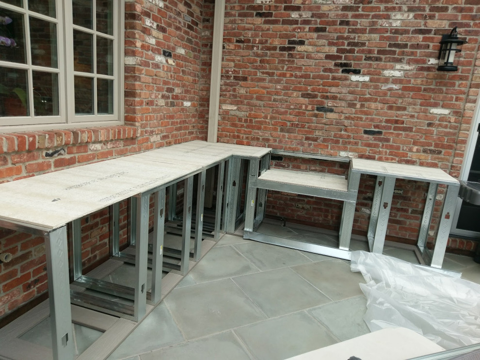Outdoor Kitchens