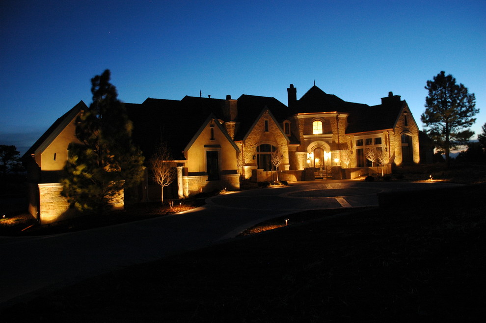 Home design - rustic home design idea in Denver