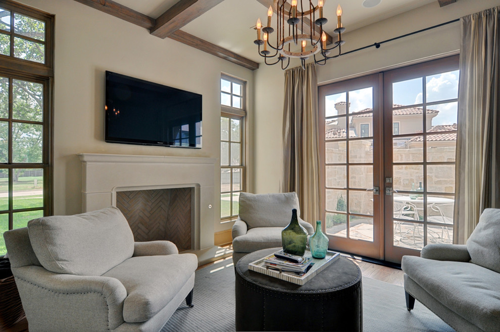 Home design - transitional home design idea in Dallas