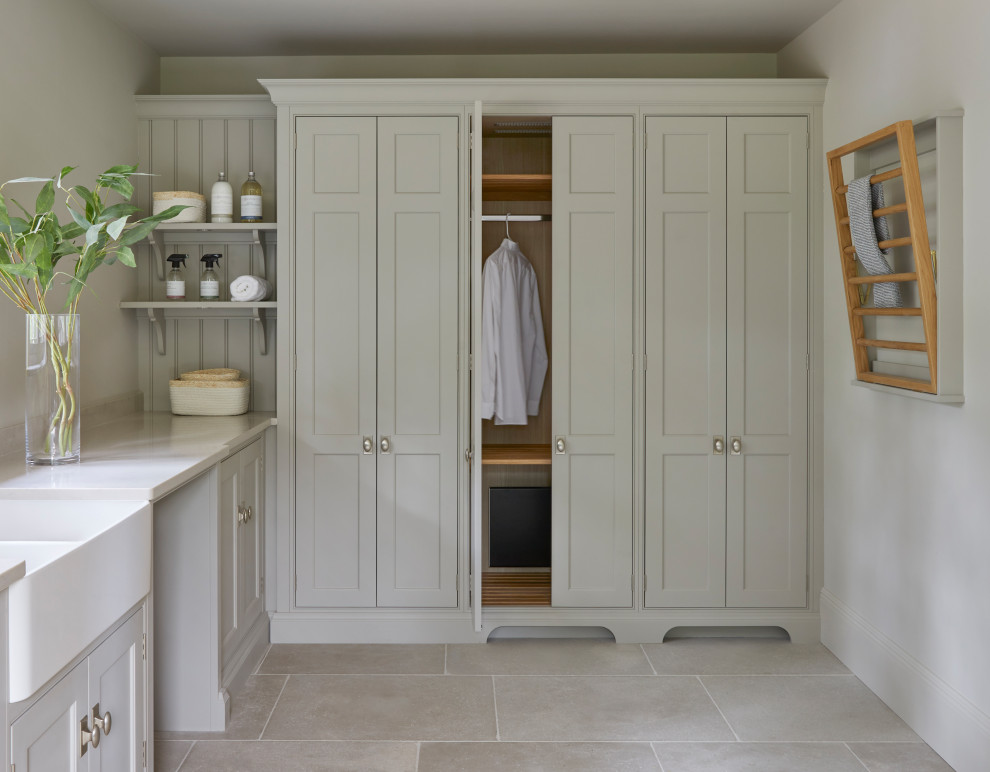 Inspiration for a traditional laundry room in Hertfordshire.