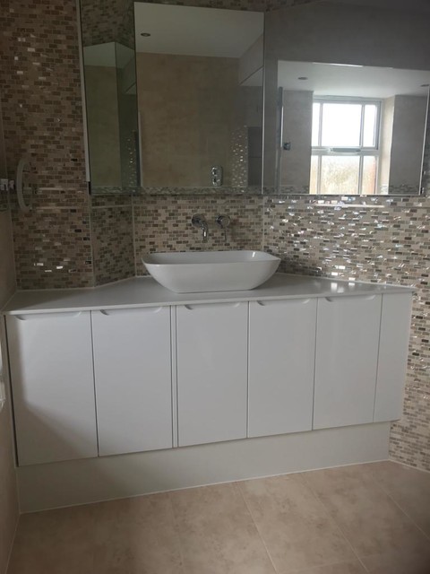 Even More Bathrooms. moderne-badevaerelse
