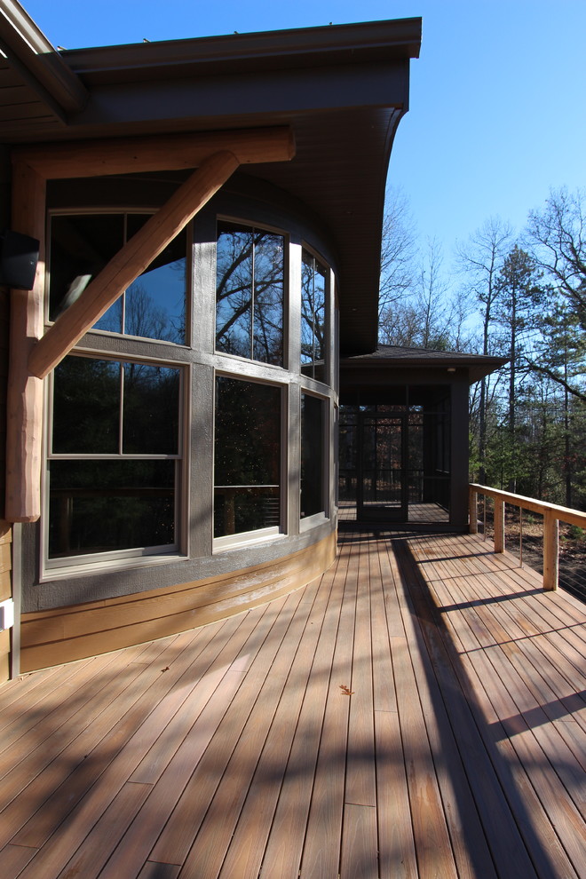 Mountain style deck photo in Grand Rapids