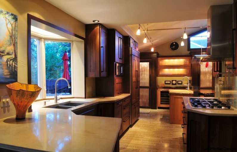 Kitchen - transitional kitchen idea in Denver
