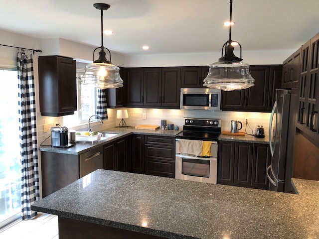 Before & After Complete Kitchen Remodeling - Mississauga, ON - May 2018