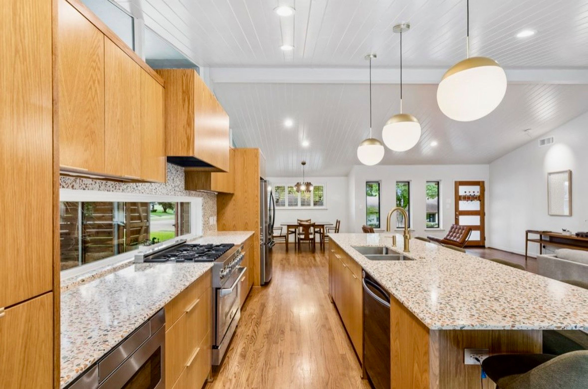 75218 Old Lake Highlands Kitchen and Living Room Remodel