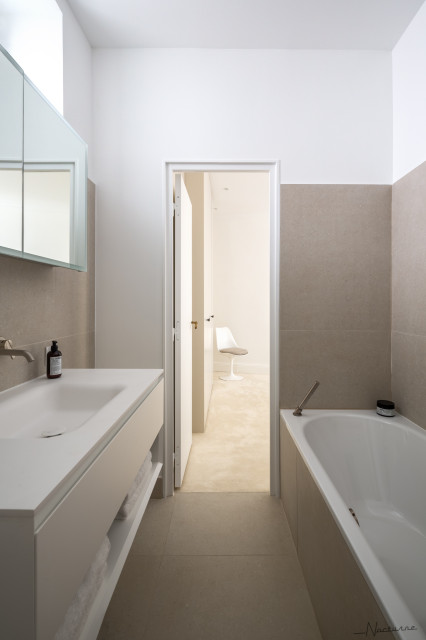 Paris 9 - Appartement de 110m2 minimalistisch-badezimmer
