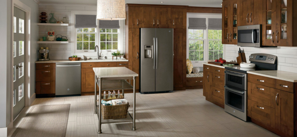 Kitchen - transitional kitchen idea in Indianapolis
