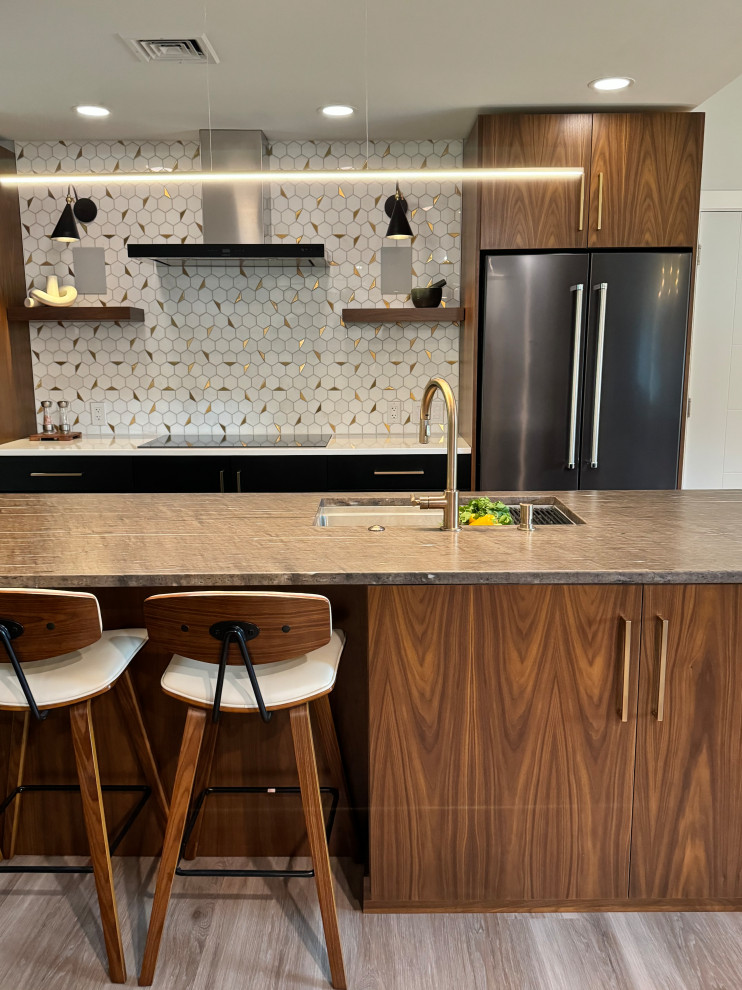 Mixing materials is a style.