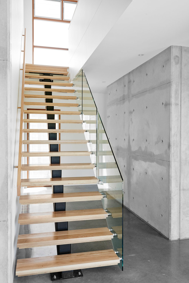 This is an example of a contemporary staircase in Geelong.
