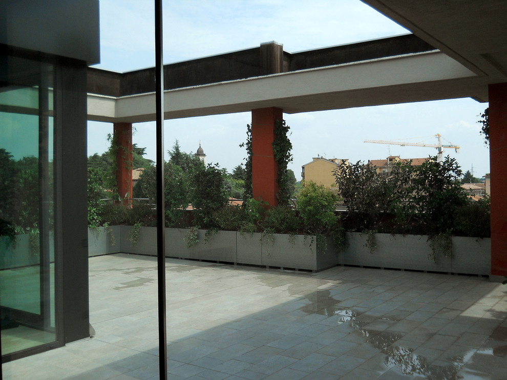 TERRAZZA CON VELA