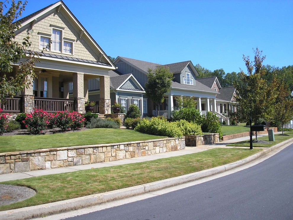 Example of an arts and crafts exterior home design in Atlanta