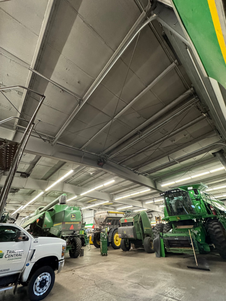 TRACTOR CENTRAL / LED CONVERSION