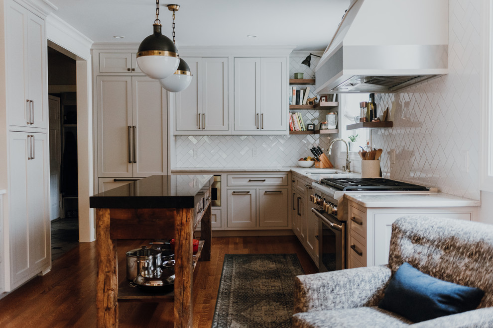 Example of a transitional kitchen design in Cleveland